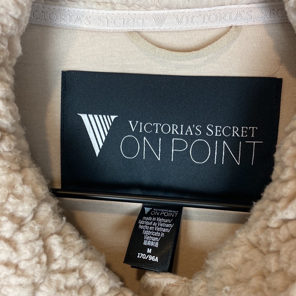 Victorias Secret sherpa shacket - Picture 4 of 5